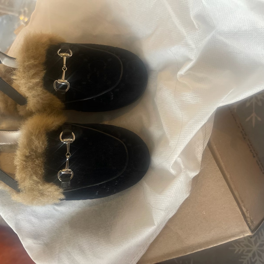 Girl's Black Fur-Trimmed Loafers